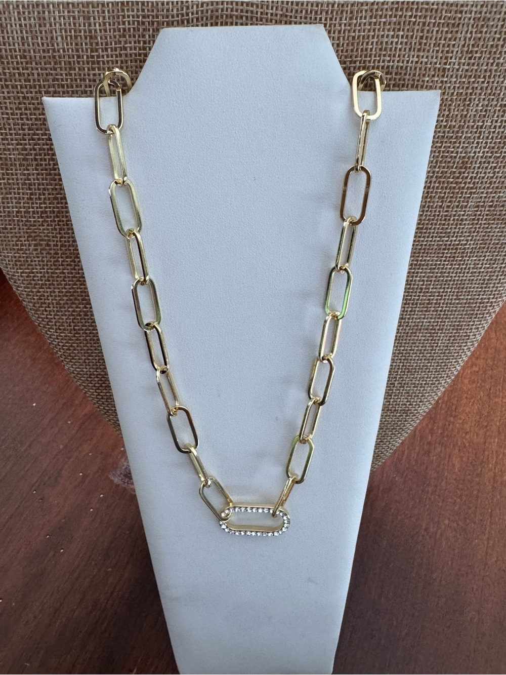 Gold Link Chain Necklace with Pavé Oval Accent - Women Jewelry